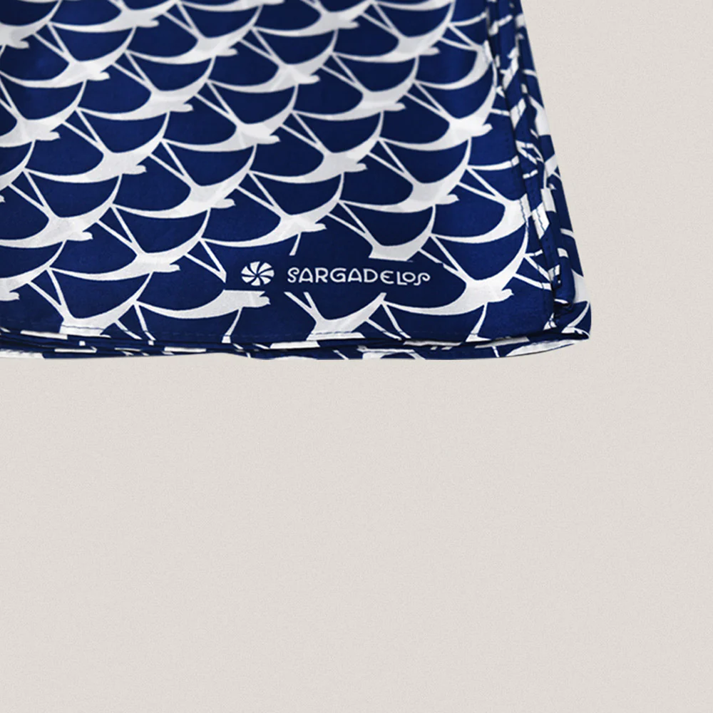 Blue Swallows Foulard - Image 2