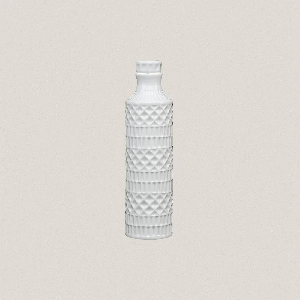 Bottle of Liquor Portomarínico White