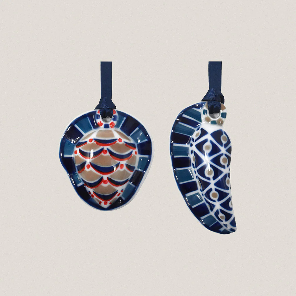 Christmas Ornaments: Pine Pack