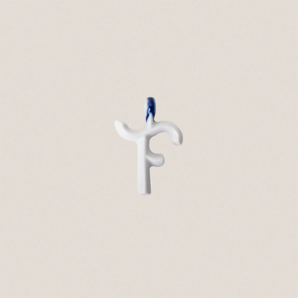 INITIAL PENDANT - Image 6