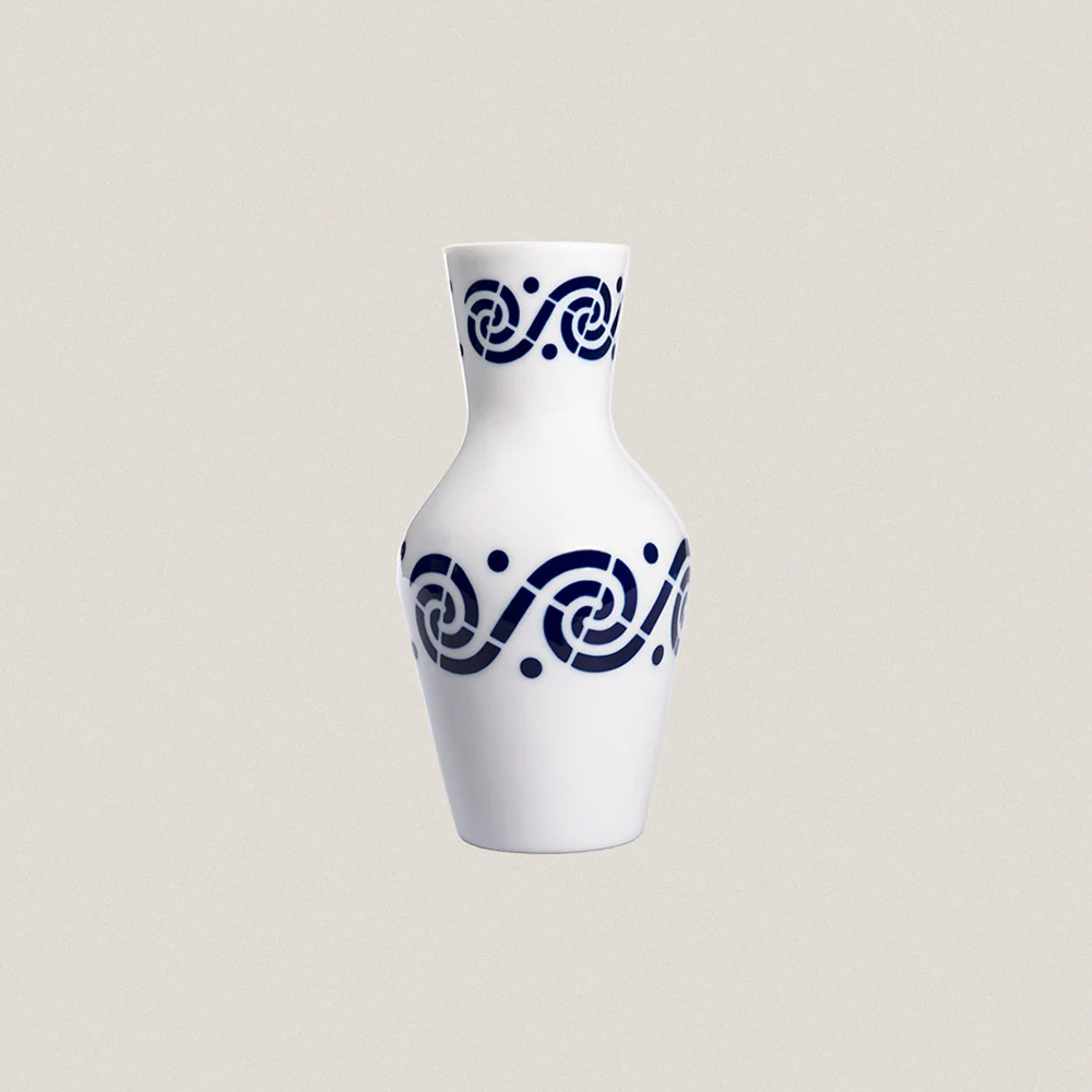 Espiroide No. 8 Vase