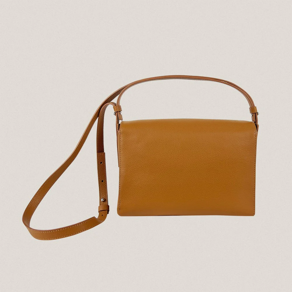 M Leather Galos Flap Bag - Image 6