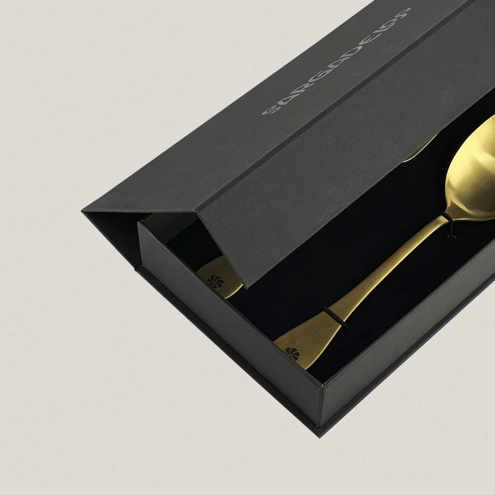 Matte Gold Trisquel Serving Cutlery Set - Image 2