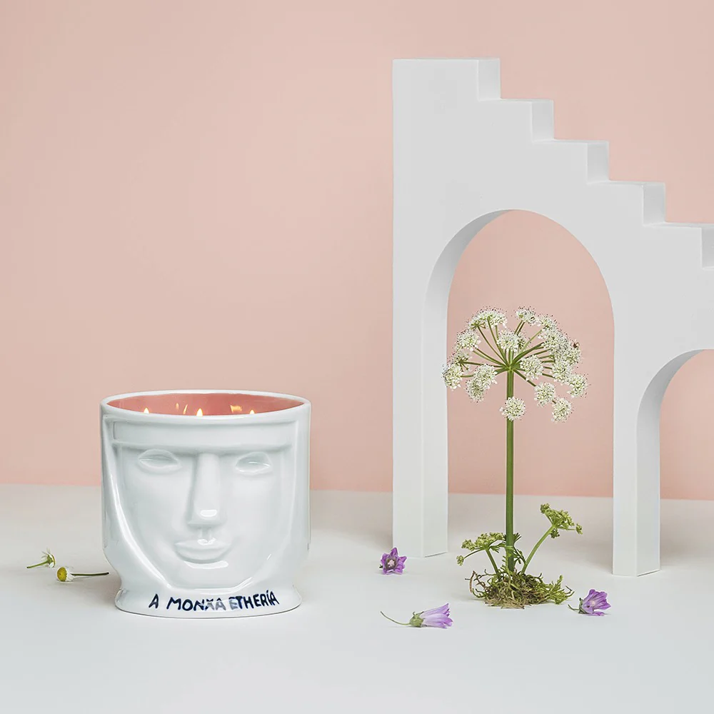 Monxa Etheria Scented Candle - Image 2