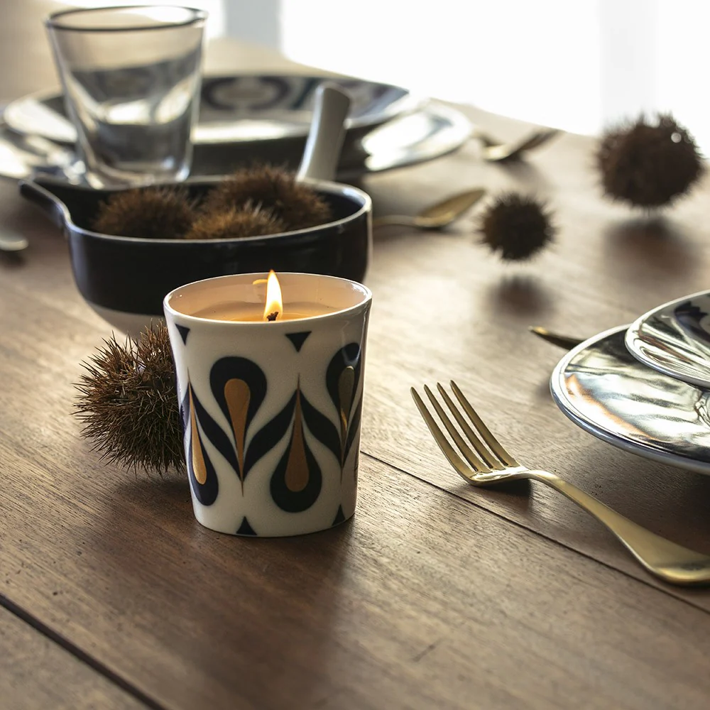 Peony Aromatic Scented Candle - Image 2