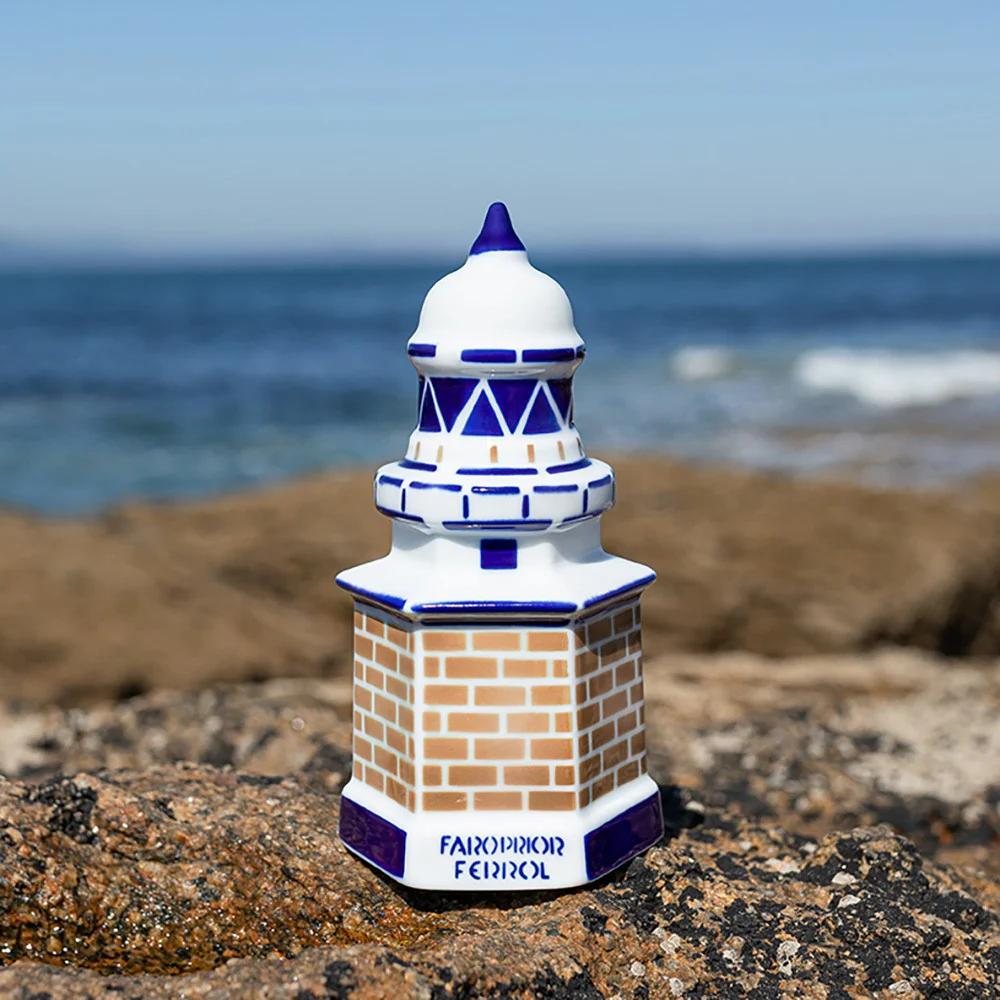 Prior Lighthouse Small - Image 2