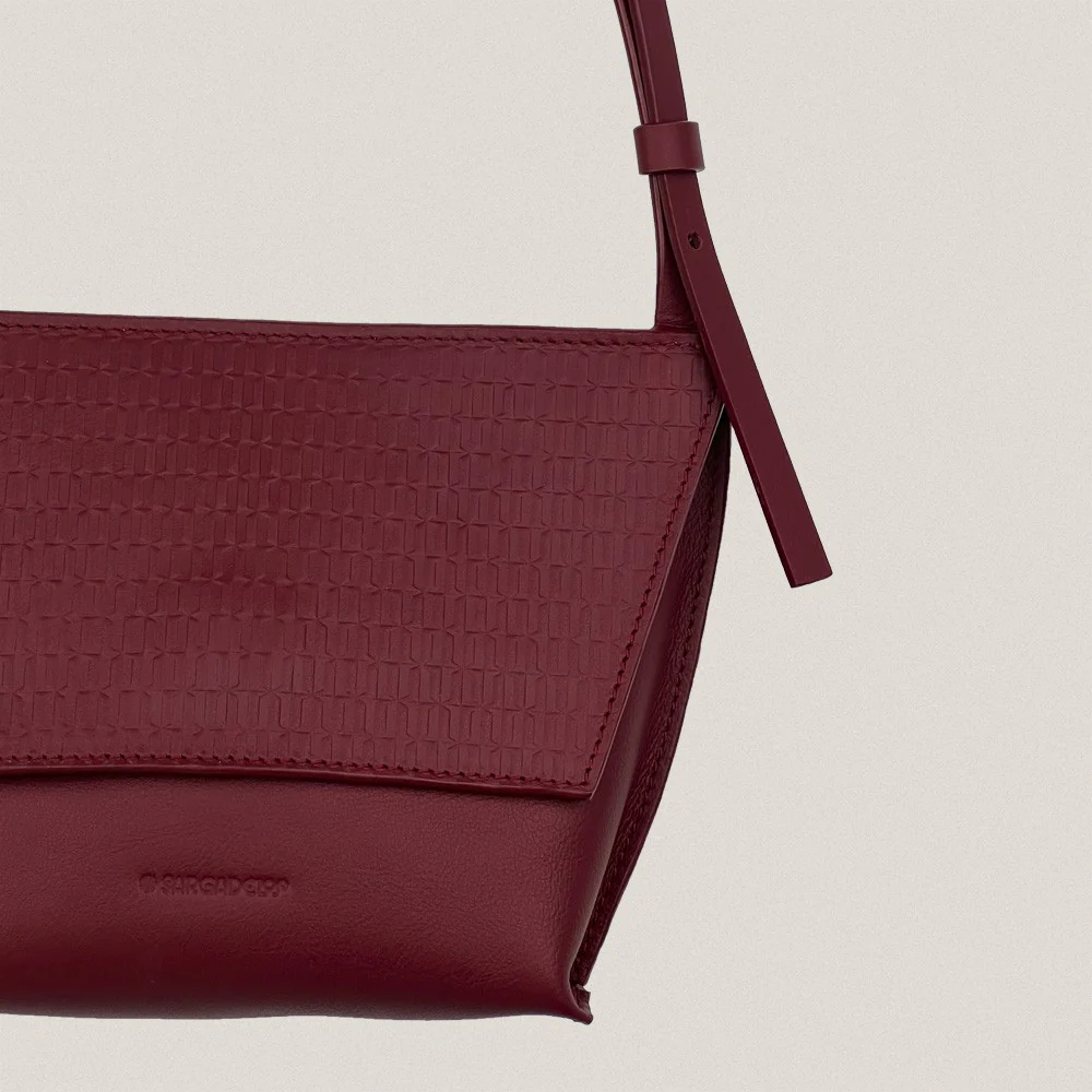 S Red Granadínico Trapezio Bag - Image 3