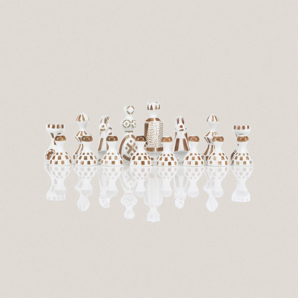 Sargadelos Chess Set with Chessboard - Image 4