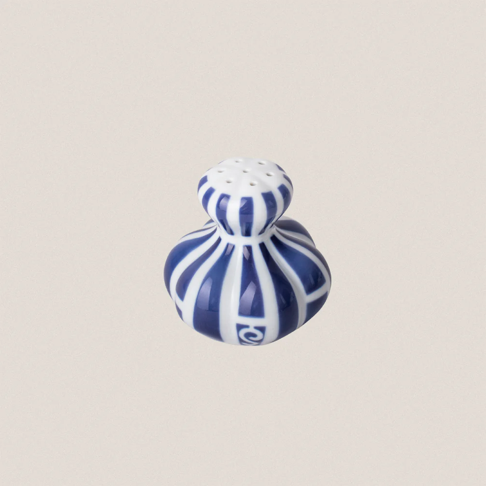 SICERARIO SALT SHAKER - Image 3