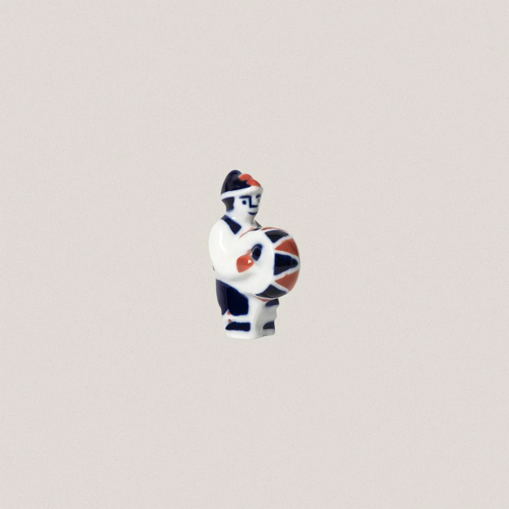 Small Bass drummer Man