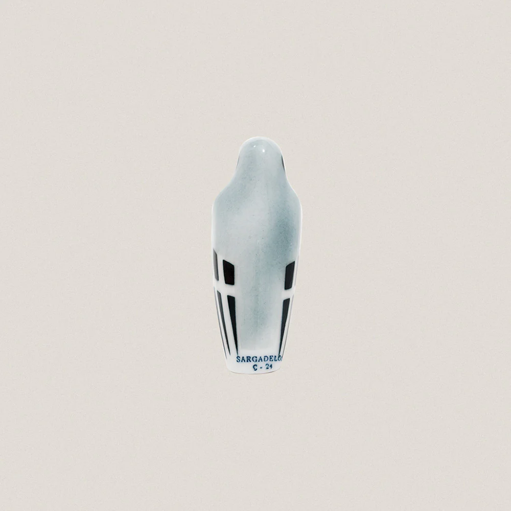 Small Falcon - Image 3