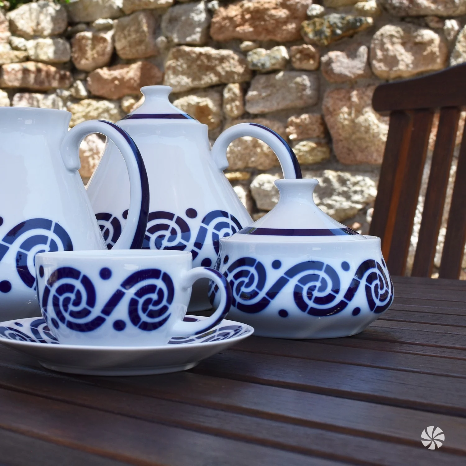 Tea Cup and Saucer Espiroide - Image 2