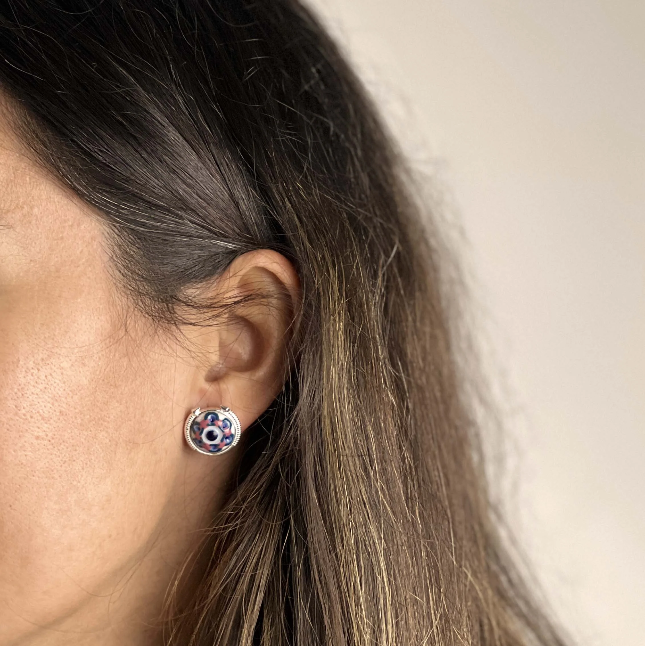 Torques Button I Earrings Set - Image 2