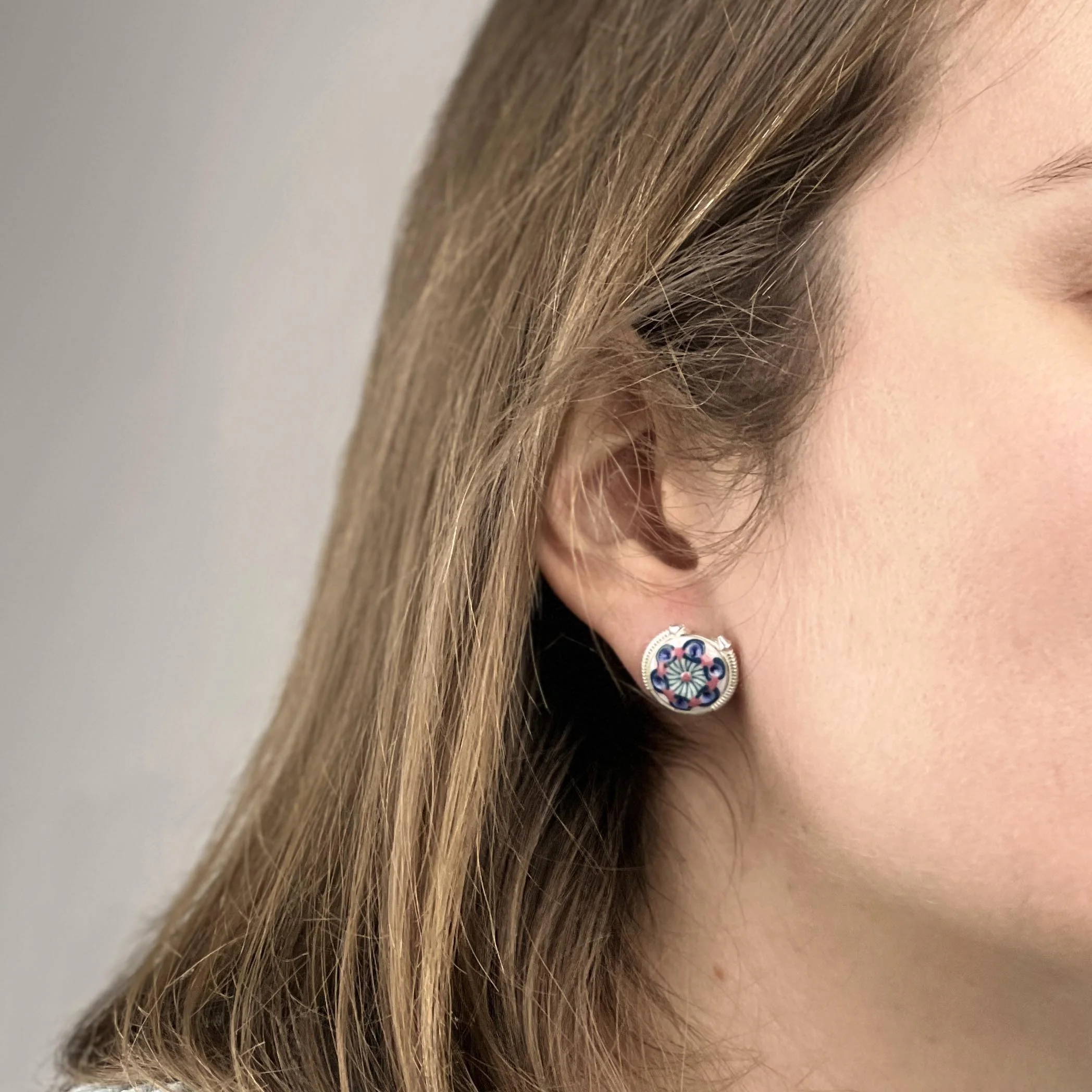 Torques Button II Earrings Set - Image 2