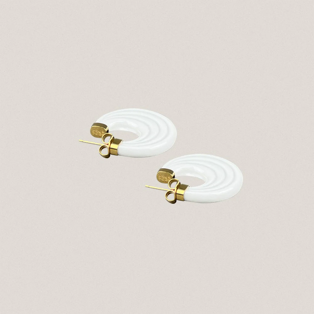 White Arracada Earrings Set - Image 3