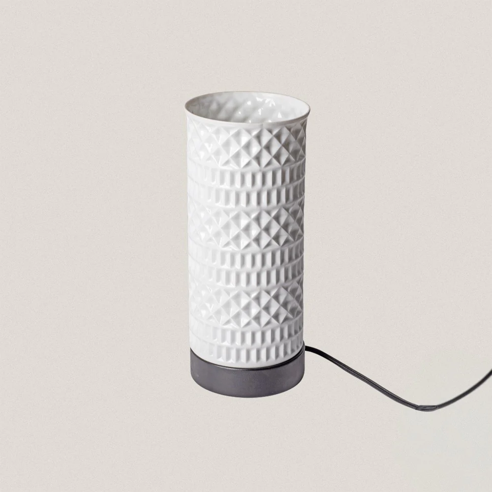 White Portomarínico Table Lamp D-12